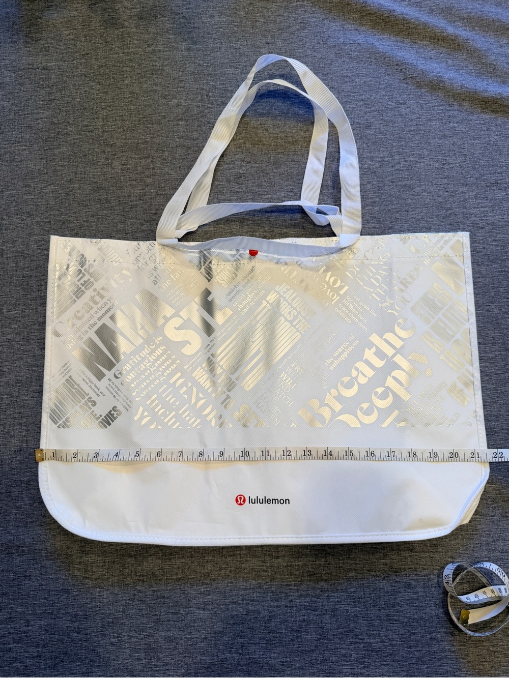 NEW lululemon athletica EXTRA LARGE White and Metallic Silver Graphic Tote